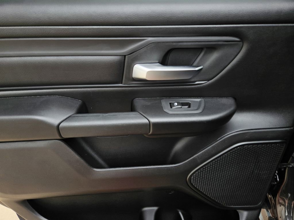 New 2026 RAM 1500 Classic Warlock image 12