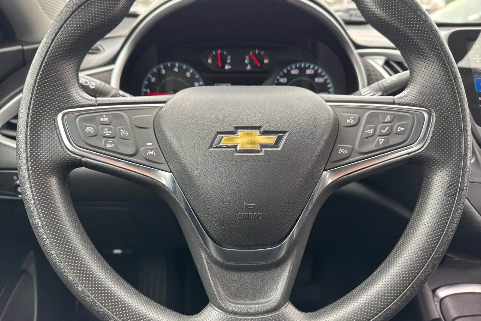 Used 2024 Chevrolet Malibu LT image 33