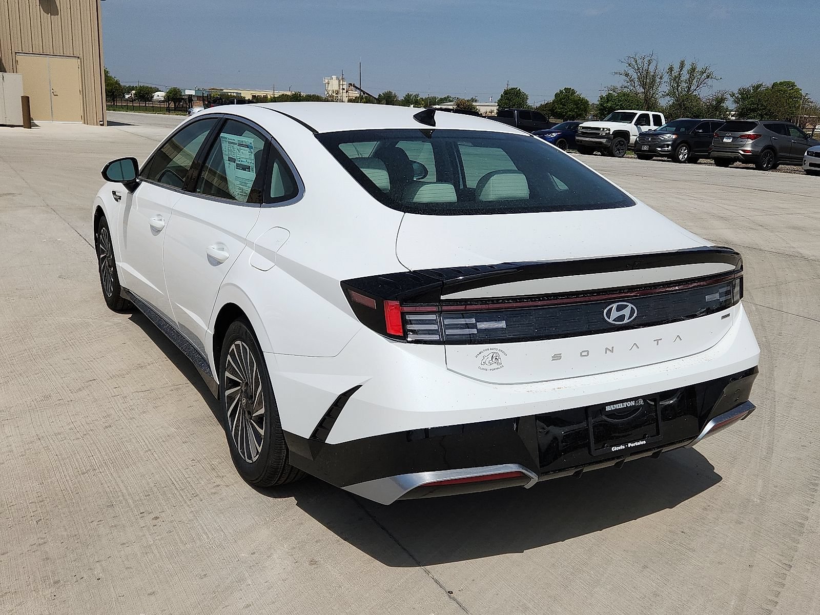 New 2025 Hyundai Sonata SEL FWD image 3