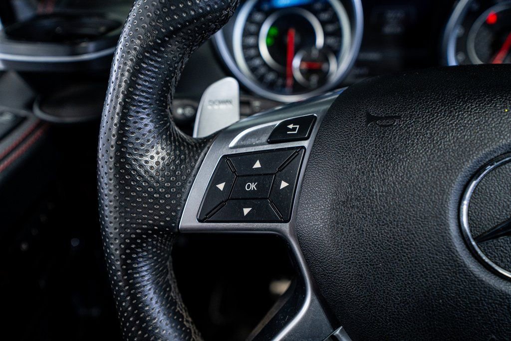 Used 2017 Mercedes-Benz G 63 AMG 4MATIC image 35