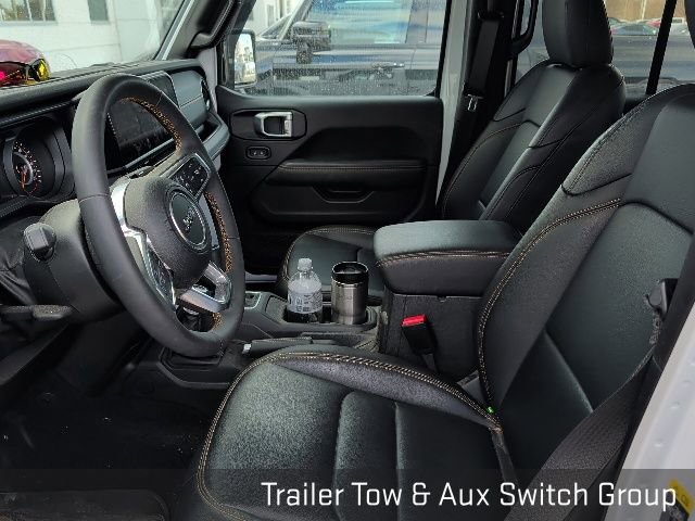 Used 2024 Jeep Wrangler Sahara w/ Technology Group image 9