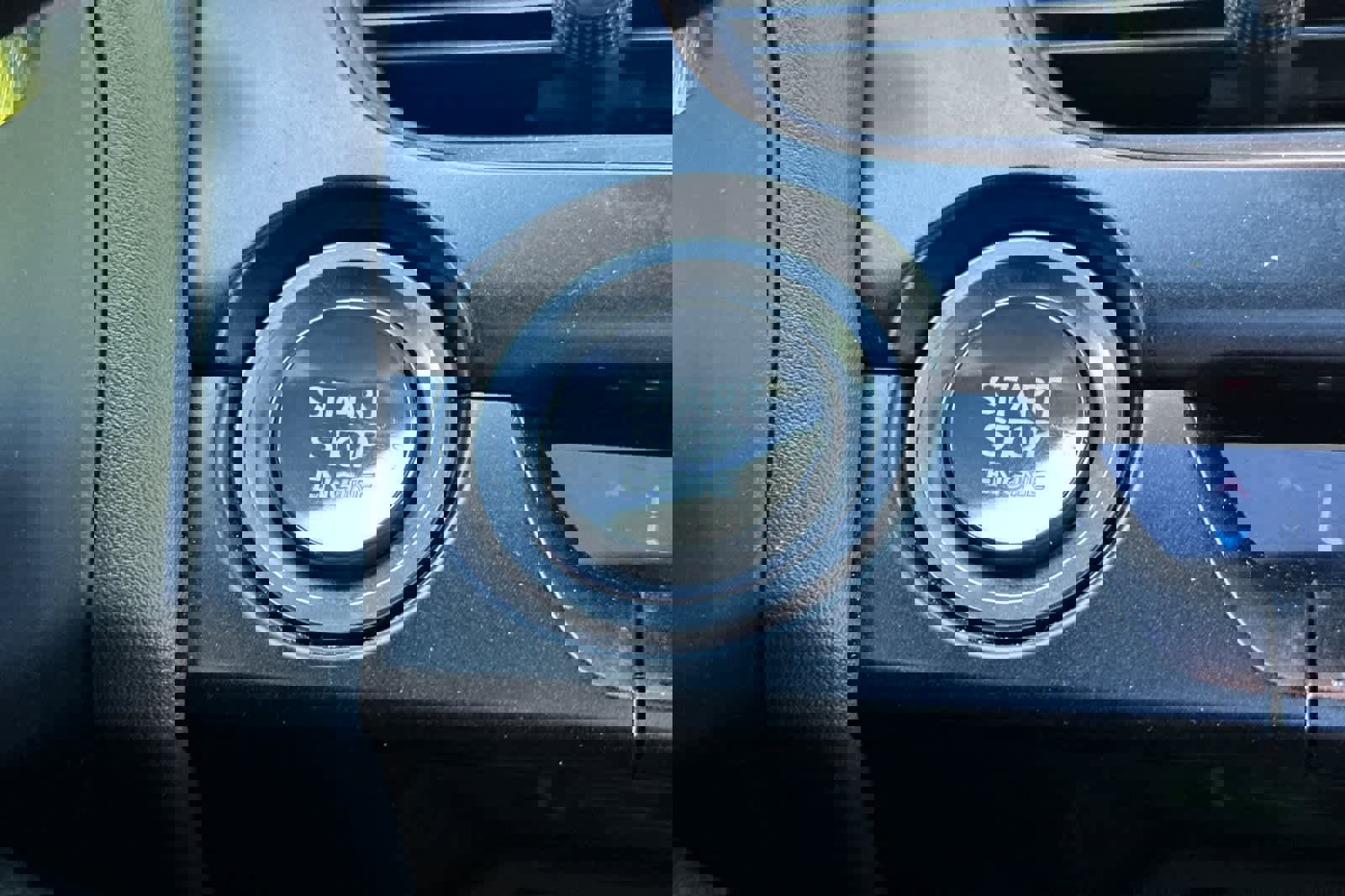 Used 2019 Lexus UX 200 w/ Premium Package image 25