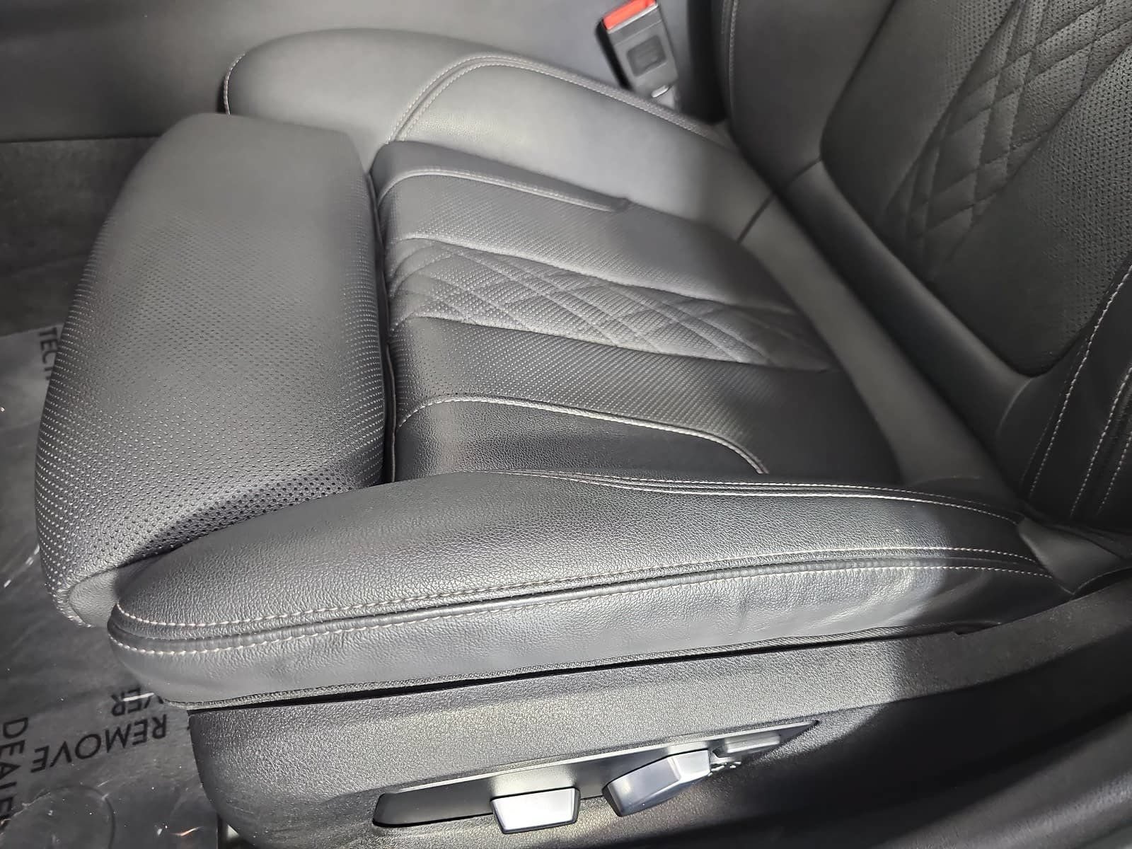 Used 2021 BMW 530i w/ Premium Package RWD image 29