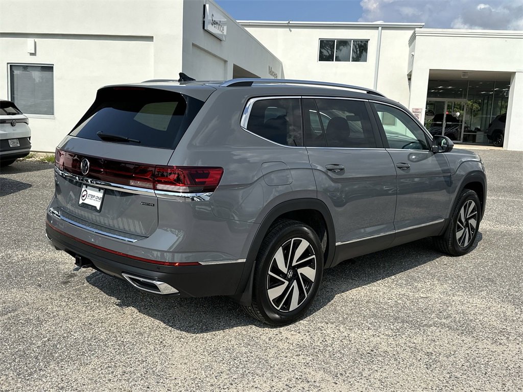 New 2026 Volkswagen Atlas SEL image 7