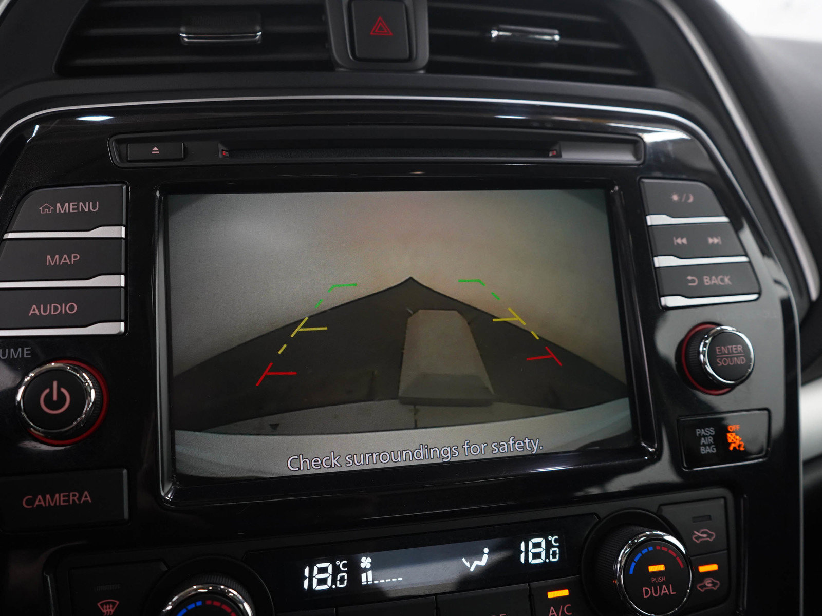 Used 2023 Nissan Maxima SL FWD image 27