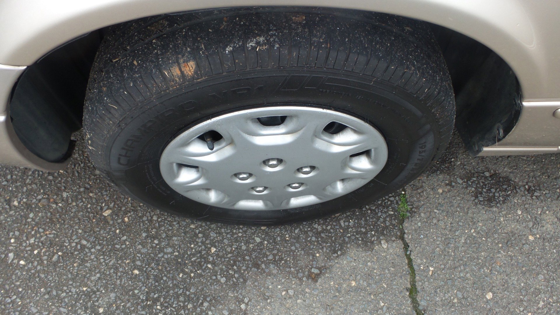Used 1998 Toyota Camry LE FWD image 46
