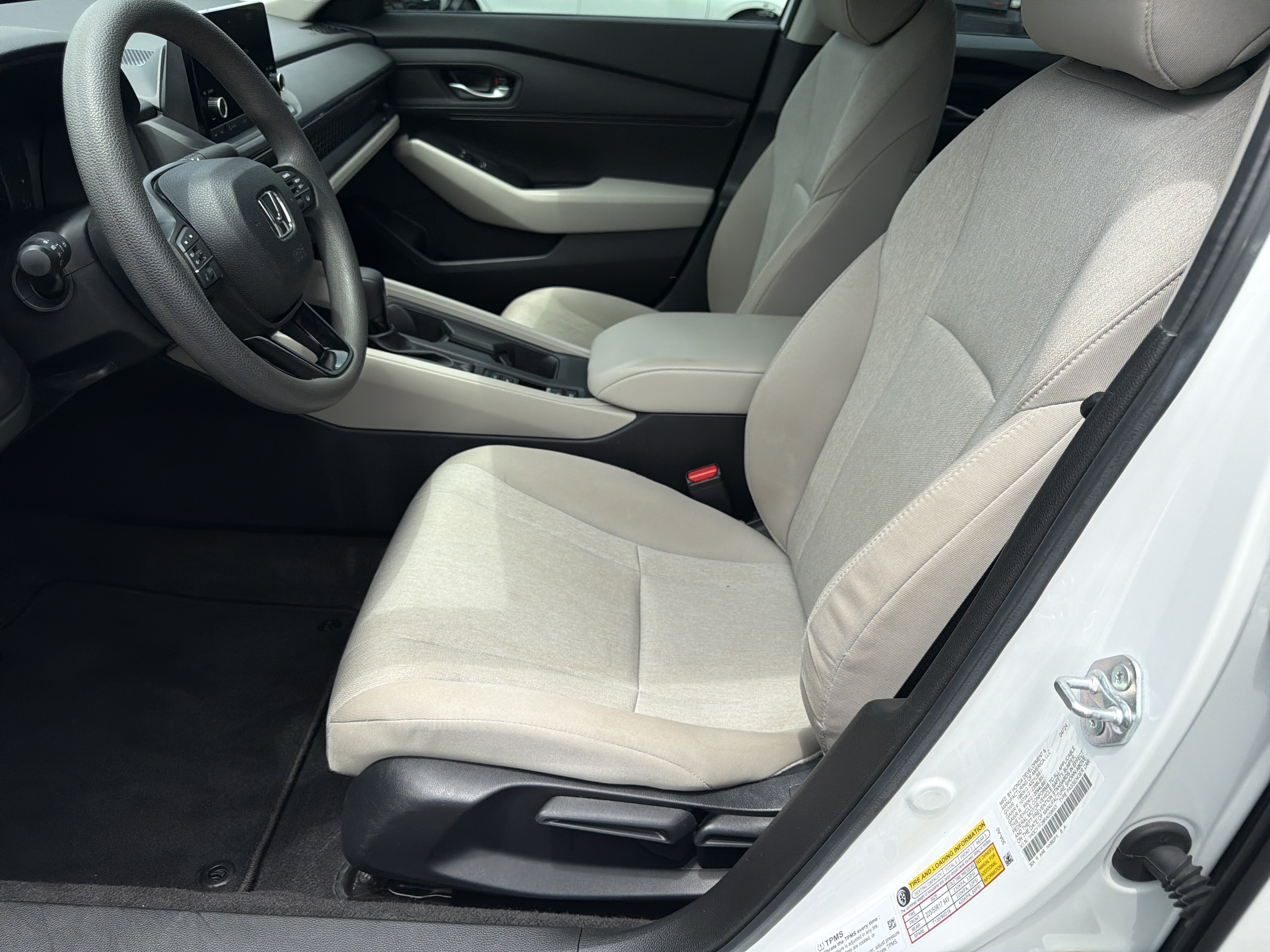 Used 2024 Honda Accord LX image 24