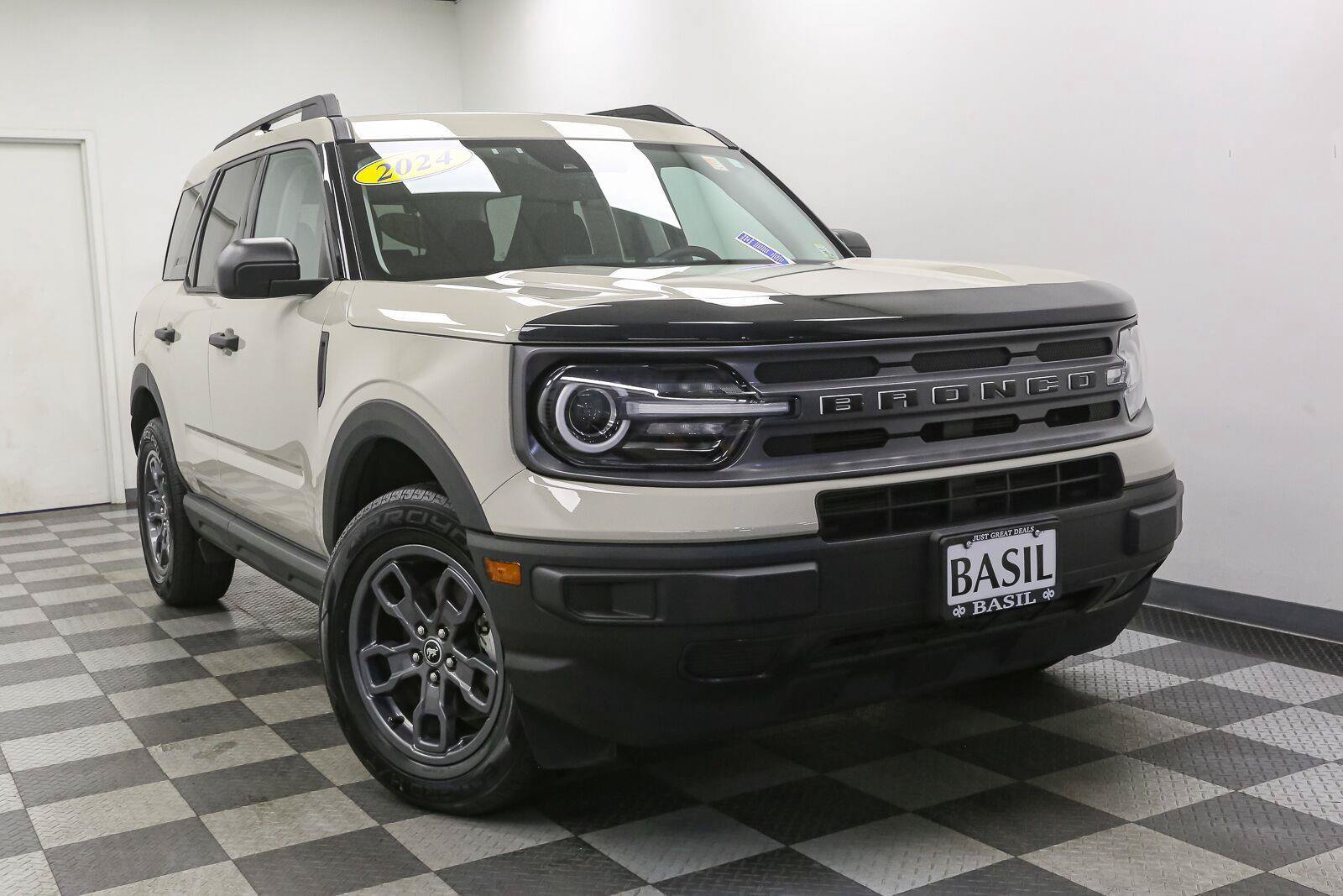 Used 2024 Ford Bronco Sport Big Bend AWD/4WD image 2