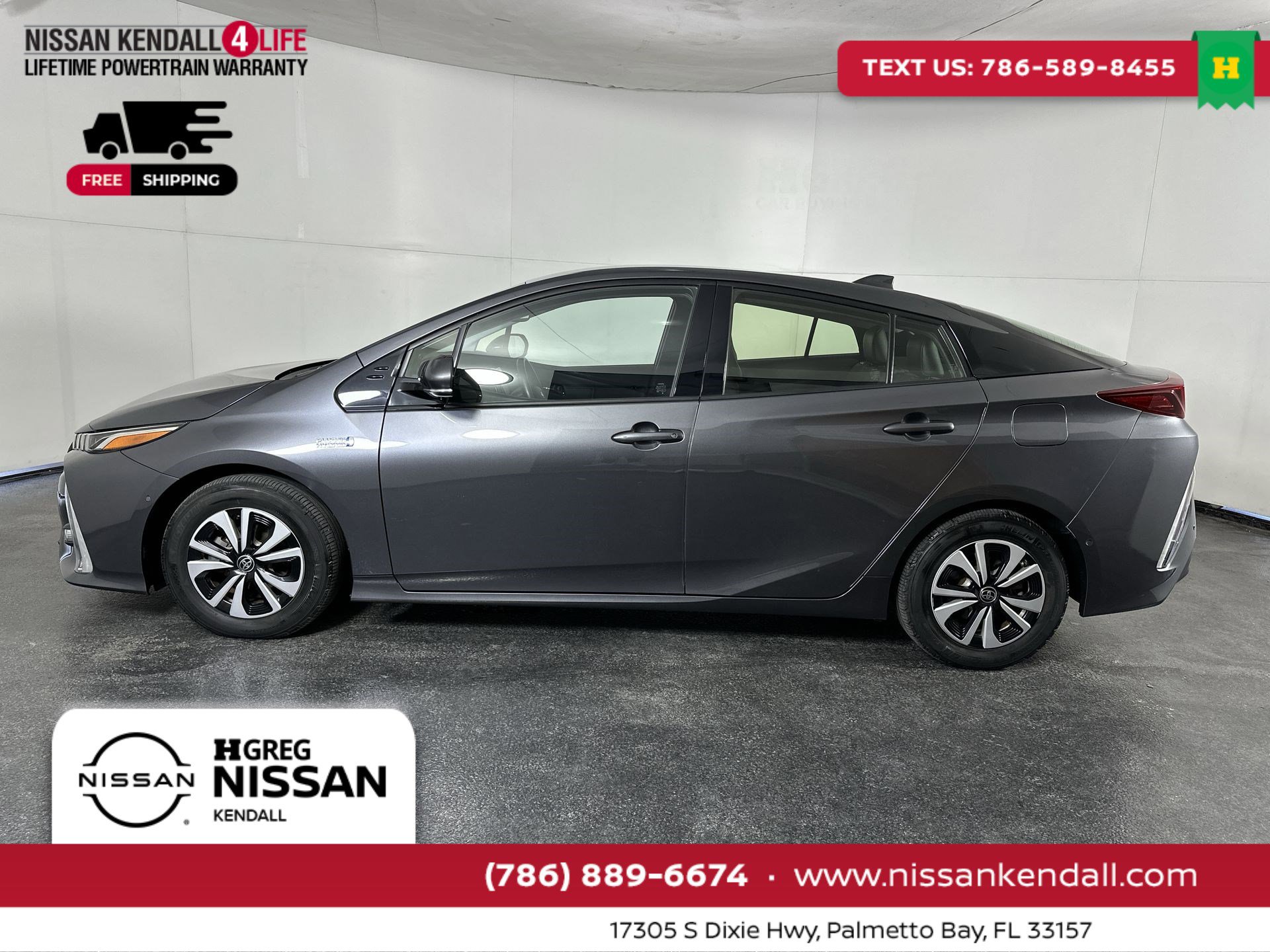 Used 2017 Toyota Prius Prime Advanced image 7