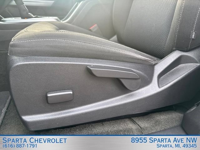Used 2018 Chevrolet Colorado LT w/ LT Convenience Package AWD/4WD image 14