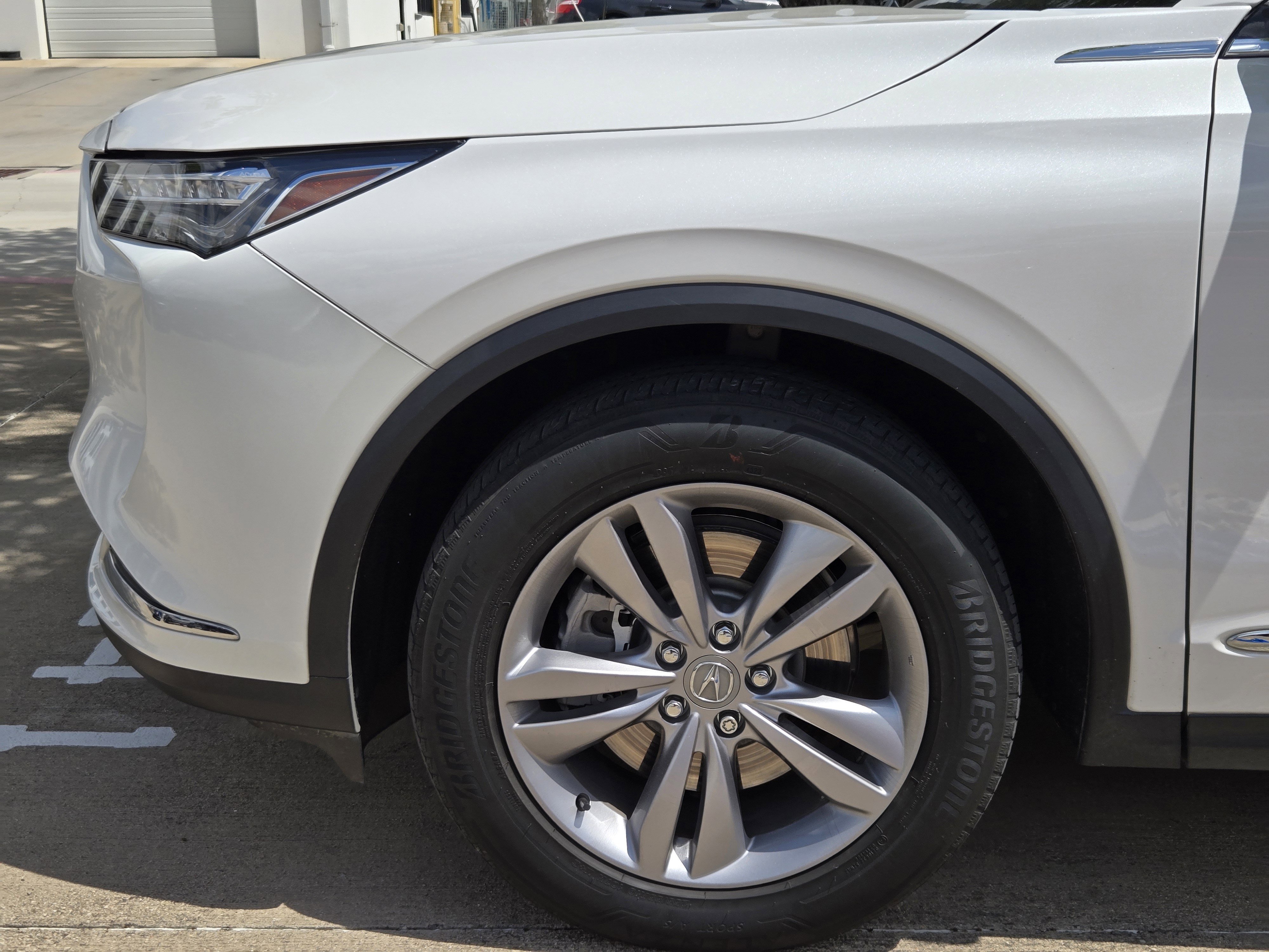 Used 2024 Acura MDX SH-AWD image 8