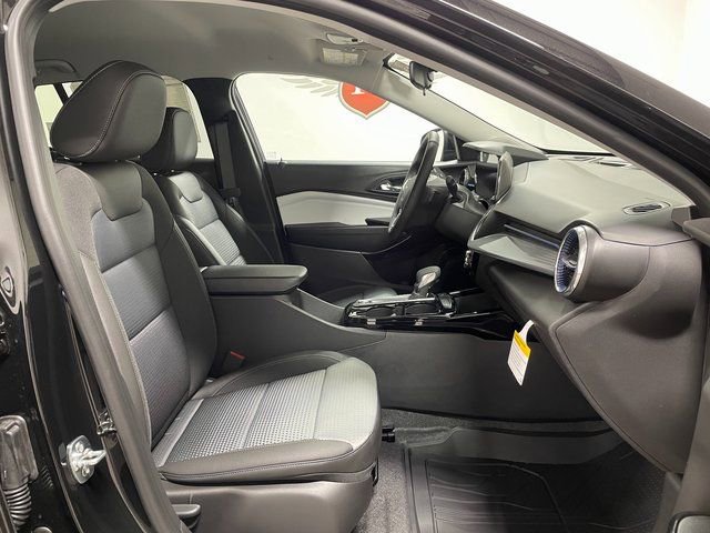 New 2026 Chevrolet Trax LT w/ Driver Confidence Package FWD image 22