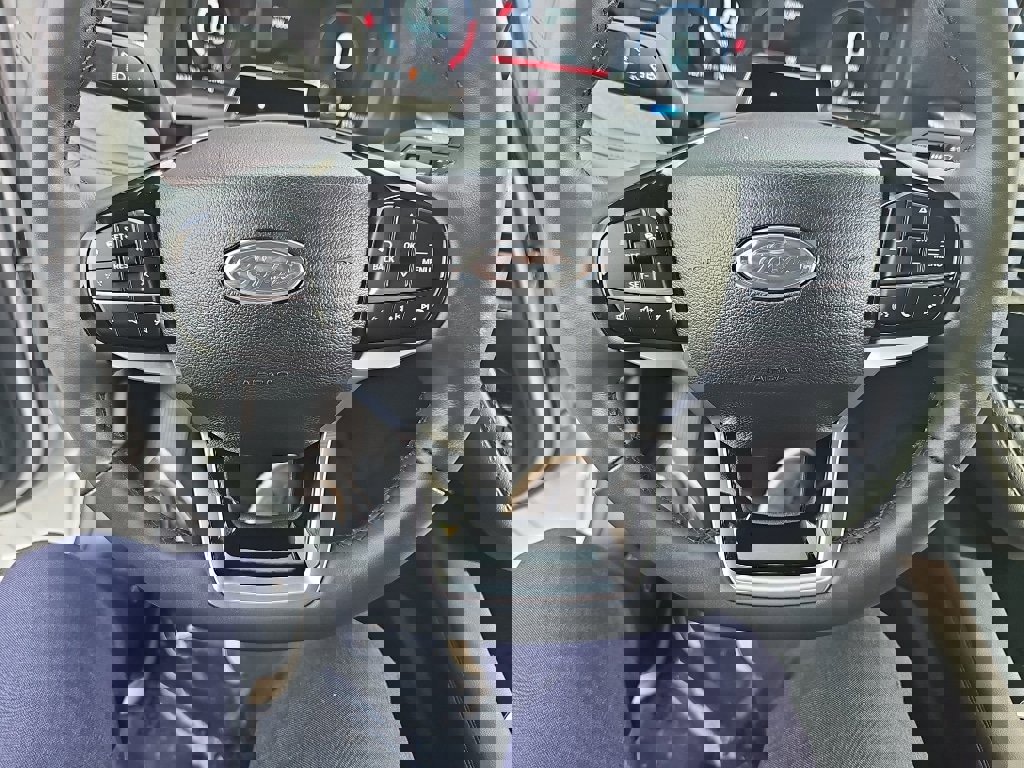 Used 2025 Ford Explorer Platinum w/ LUX Leather Package image 14