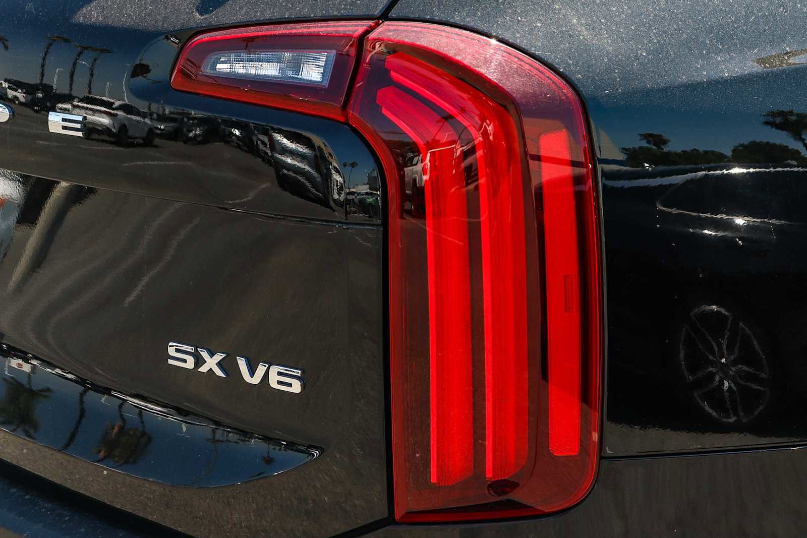 Used 2021 Kia Telluride SX w/ Towing Package image 7