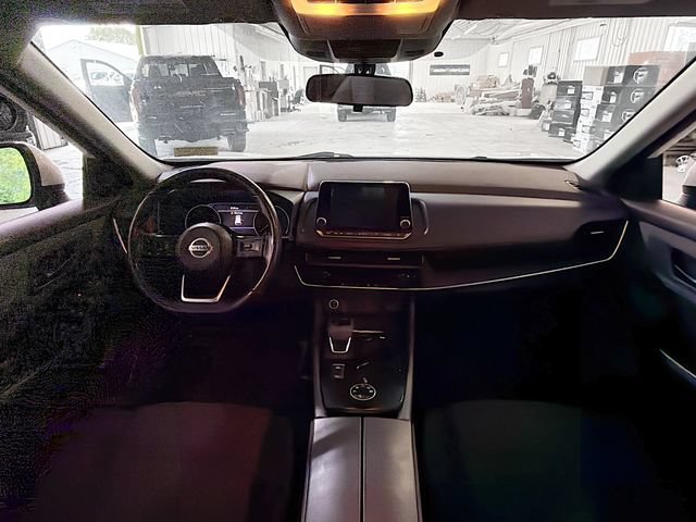 Used 2021 Nissan Rogue S AWD/4WD image 10