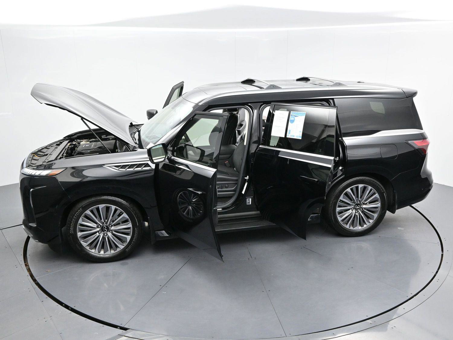 Used 2025 INFINITI QX80 Luxe w/ Exterior Package AWD/4WD image 41