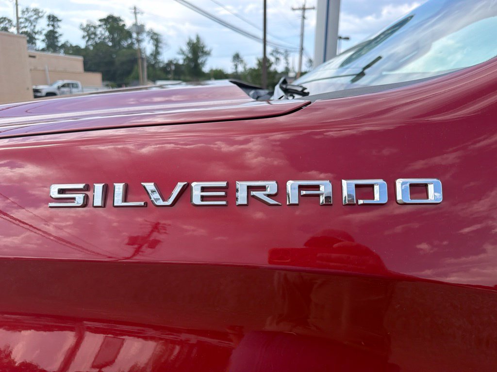 Used 2020 Chevrolet Silverado 1500 RST w/ Texas Edition RWD image 9