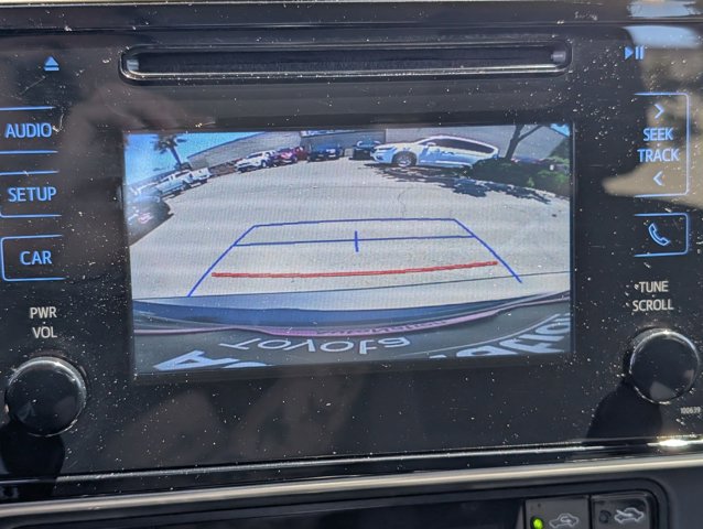 Used 2017 Toyota Corolla LE w/ Carpet Mat Package (TMS) FWD image 13