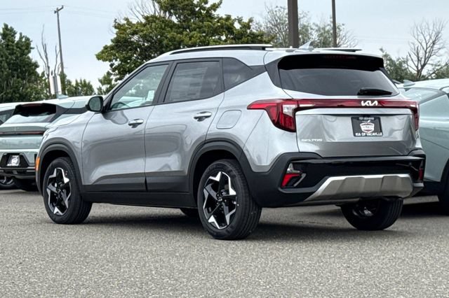New 2026 Kia Seltos S FWD image 7