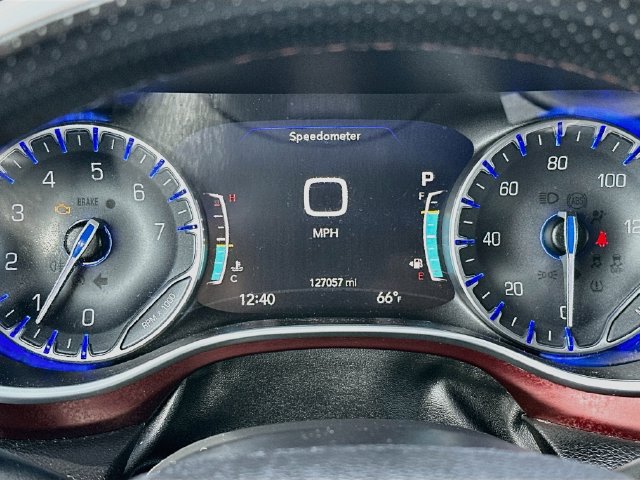 Used 2020 Chrysler Pacifica Limited FWD image 12