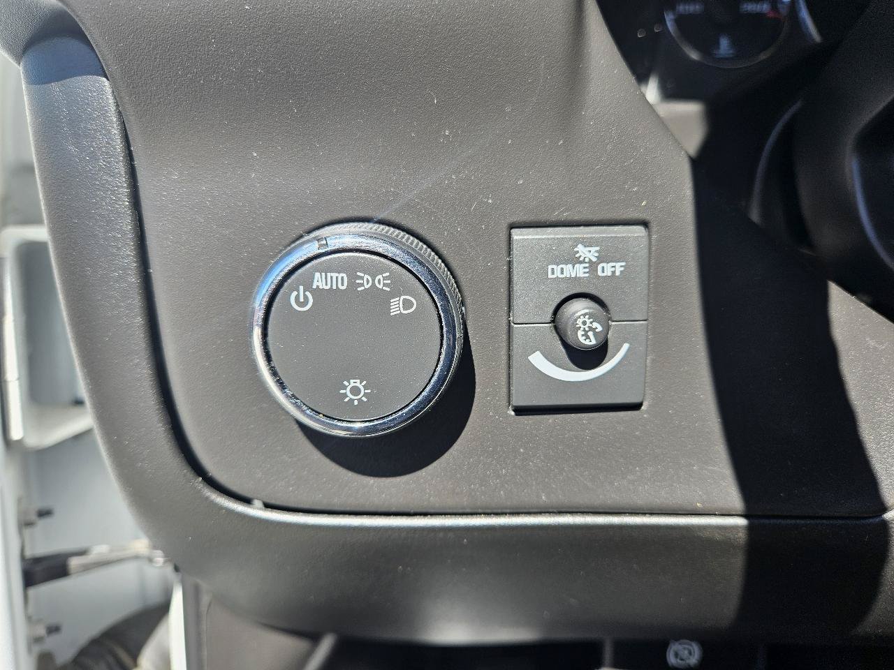 Used 2019 Chevrolet Express 3500 LS RWD image 17