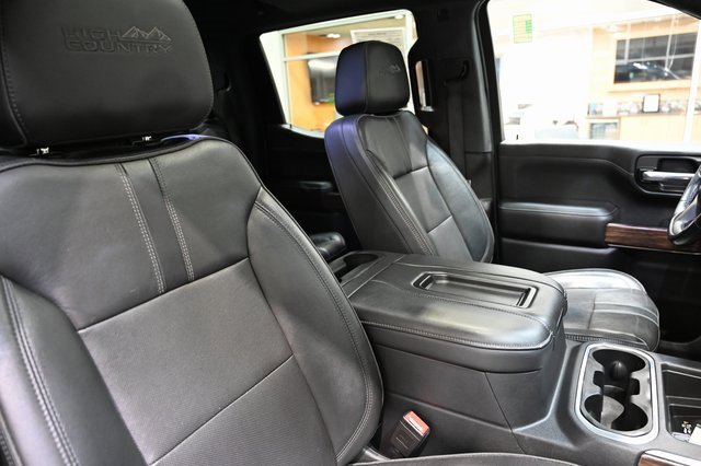 Used 2019 Chevrolet Silverado 1500 High Country w/ Technology Package image 9