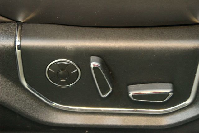 Used 2019 Ford Expedition Platinum image 12