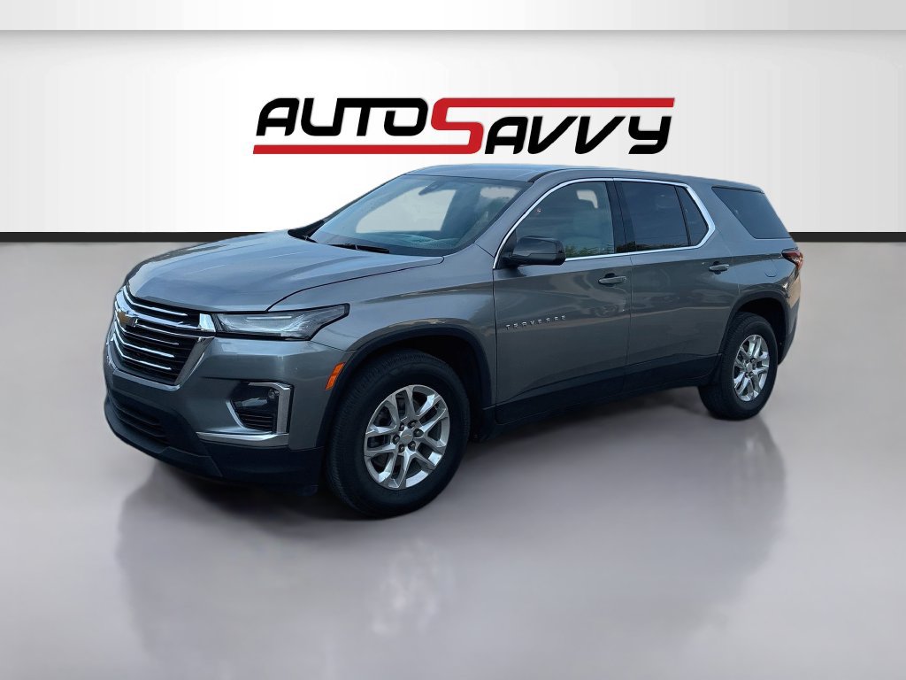 Used 2023 Chevrolet Traverse LS FWD image 3