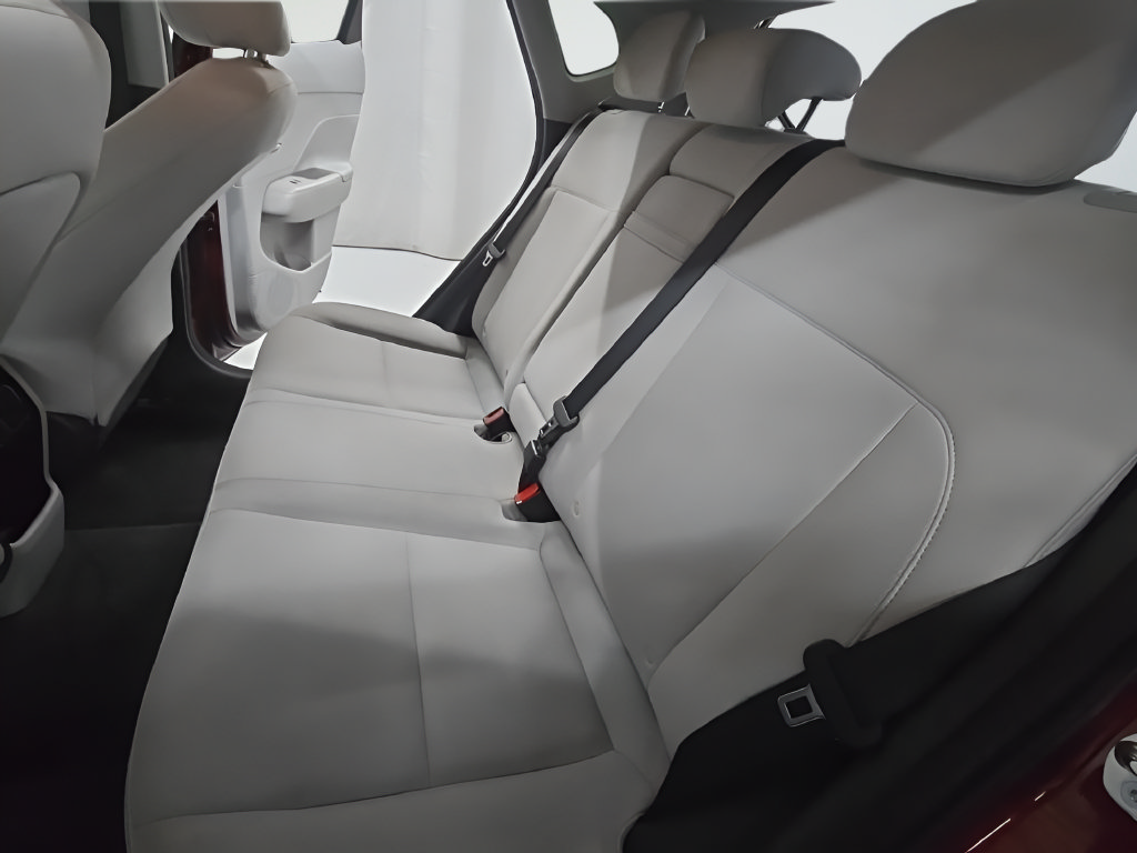Used 2025 Hyundai Kona SEL FWD image 18