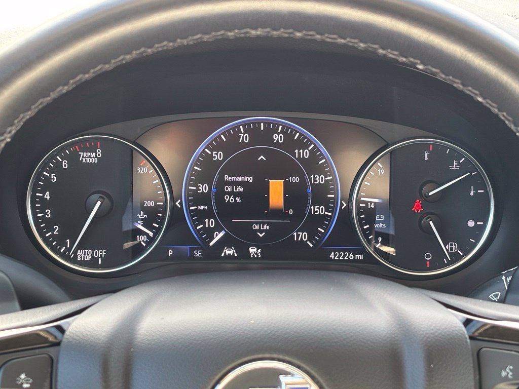 Used 2024 Buick Enclave Avenir AWD/4WD image 30