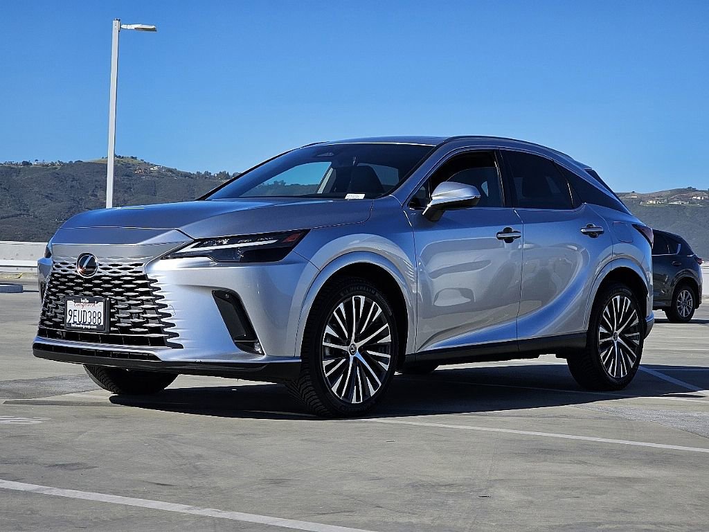 Used 2023 Lexus RX 350 Premium Plus w/ Accessory Package (Z1) FWD image 6