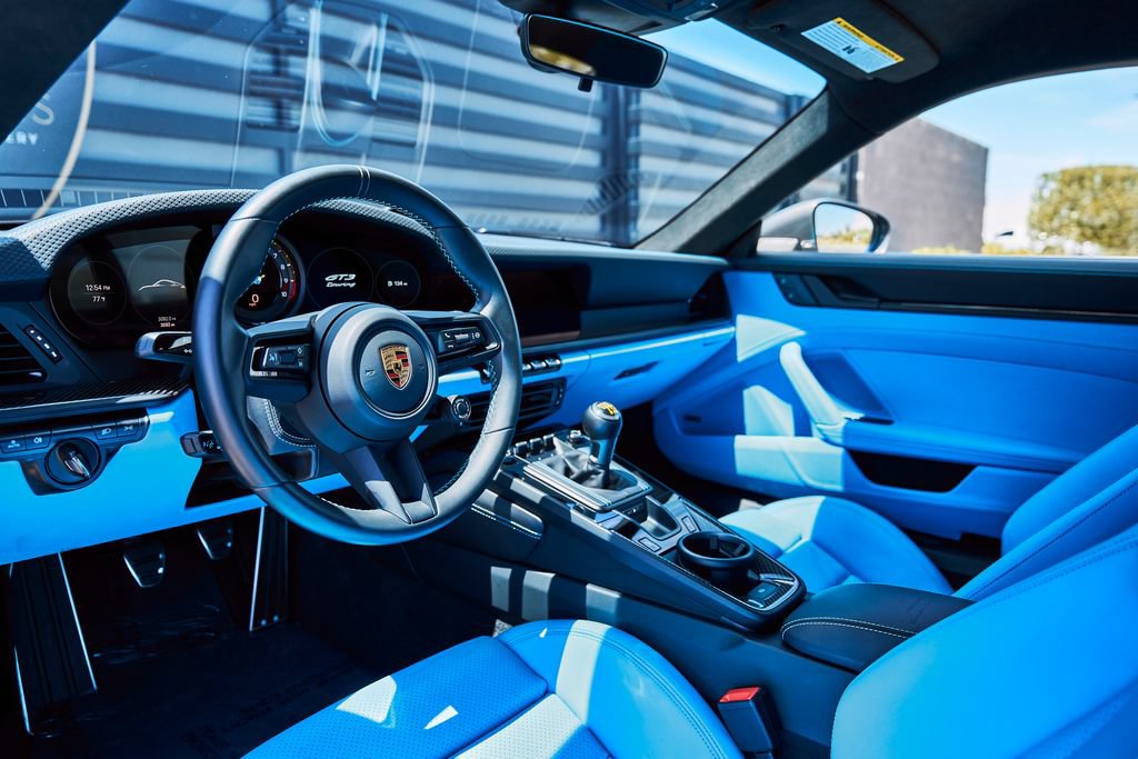 Used 2022 Porsche 911 GT3 RWD image 2