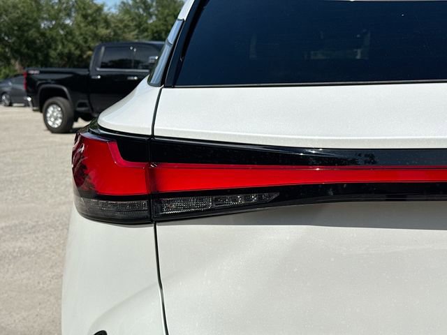 Used 2023 Lexus RX 350 Premium w/ Accessory Package AWD/4WD image 10