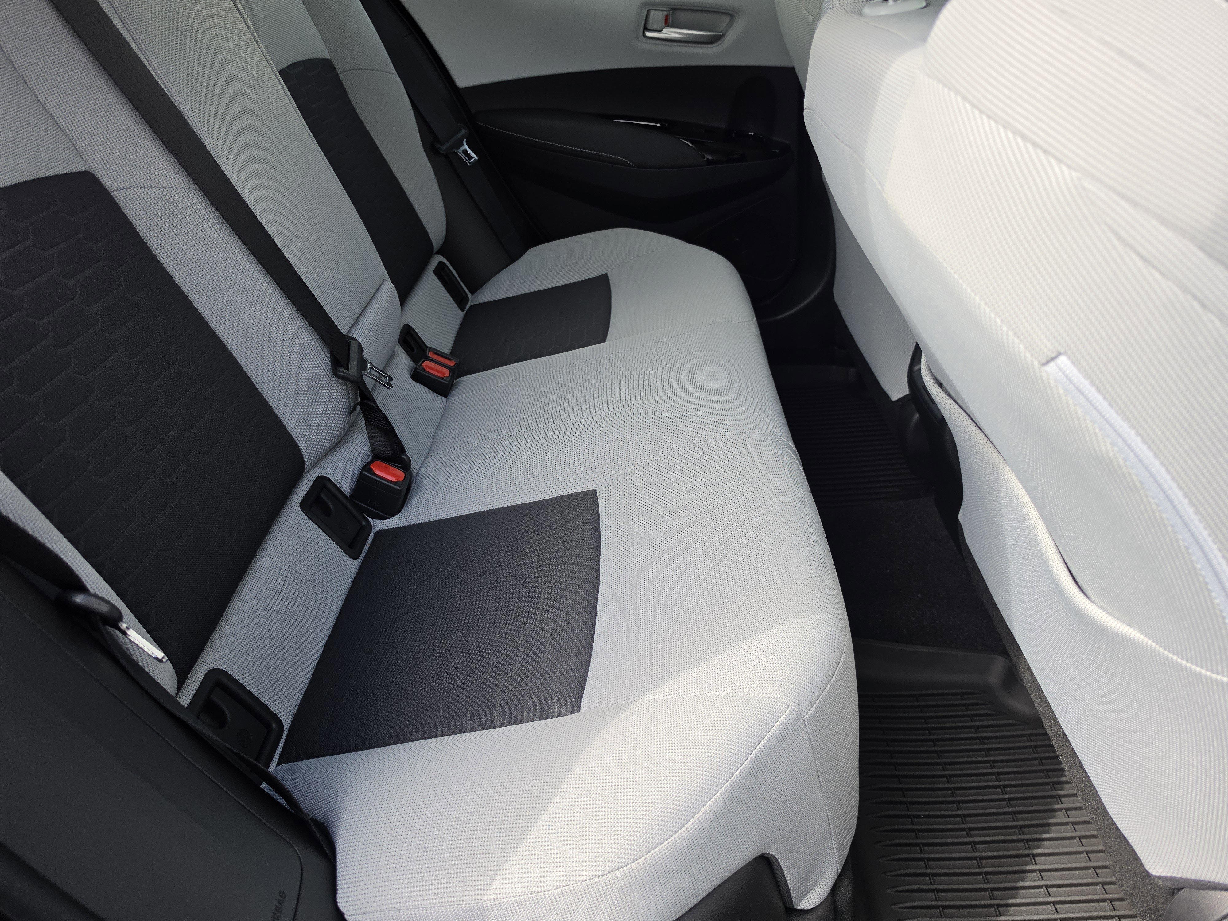 Used 2025 Toyota Corolla SE image 12