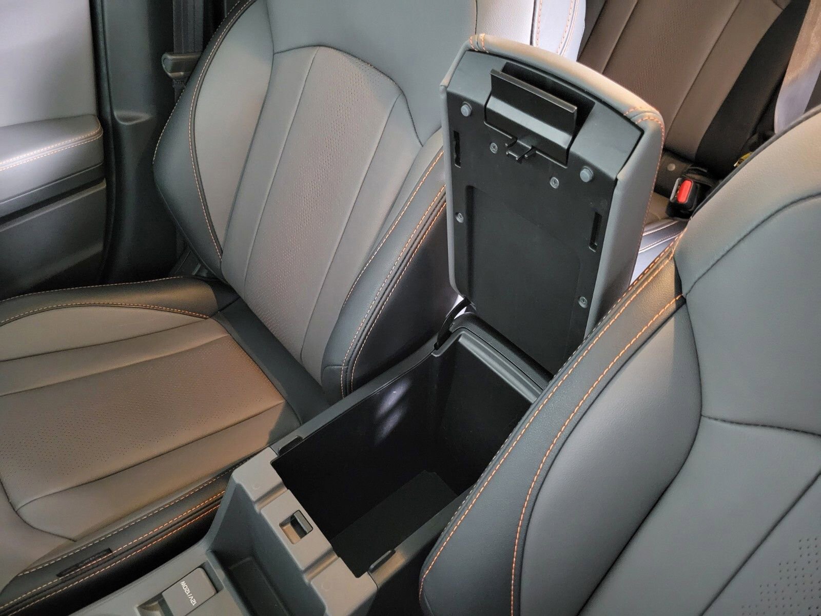 Certified 2025 Subaru Crosstrek 2.5i Limited w/ Popular Package #4A image 31