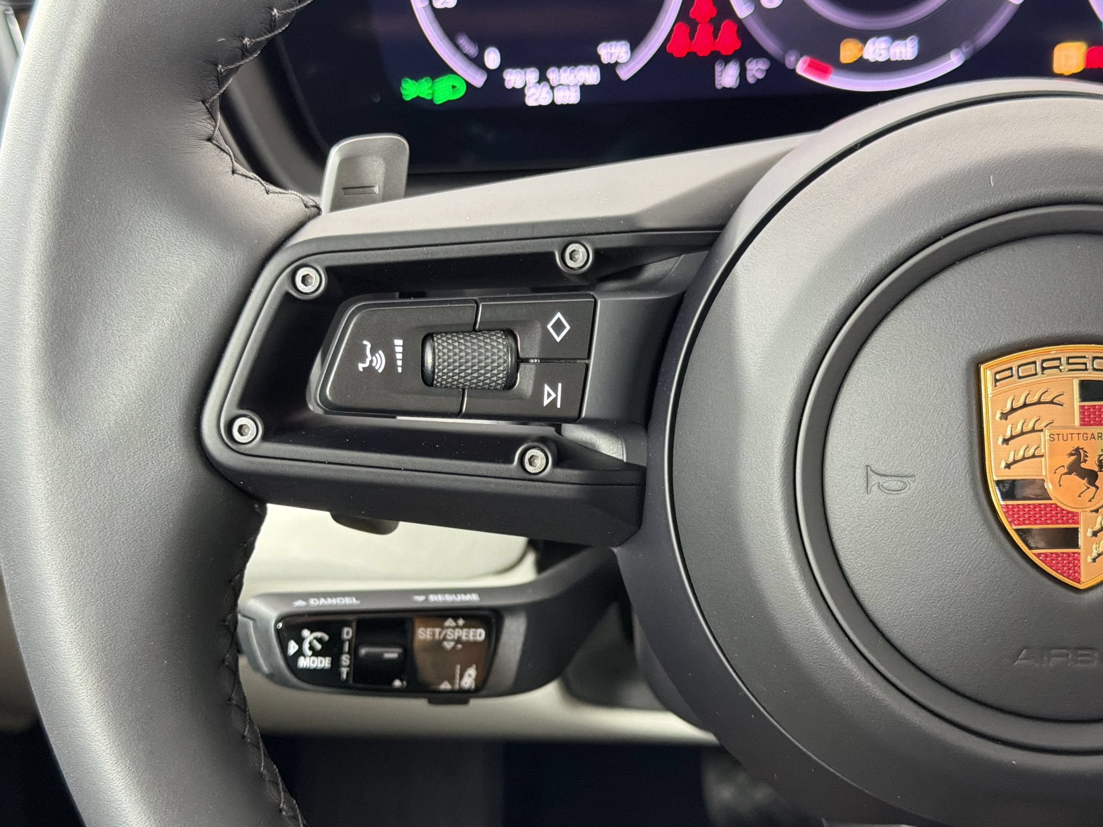 Certified 2026 Porsche Cayenne AWD/4WD image 22