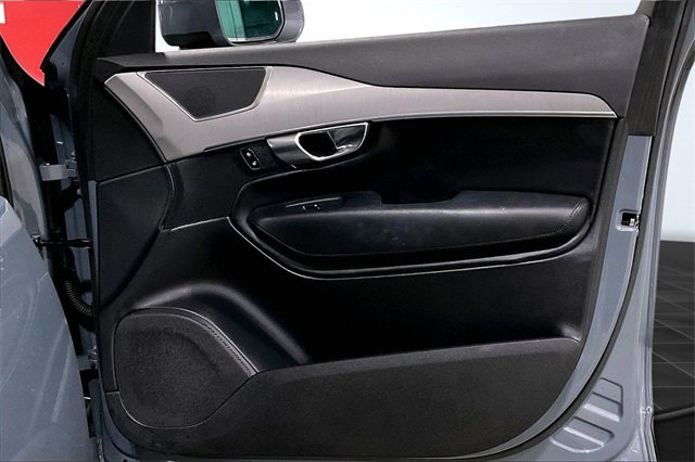 Certified 2023 Volvo XC90 B5 Core w/ Protection Package Premier image 25