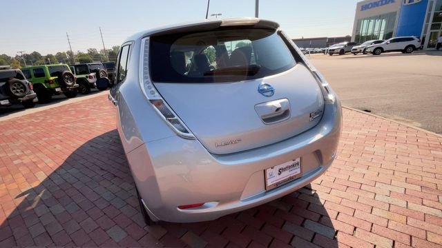 Used 2015 Nissan Leaf SL FWD image 8