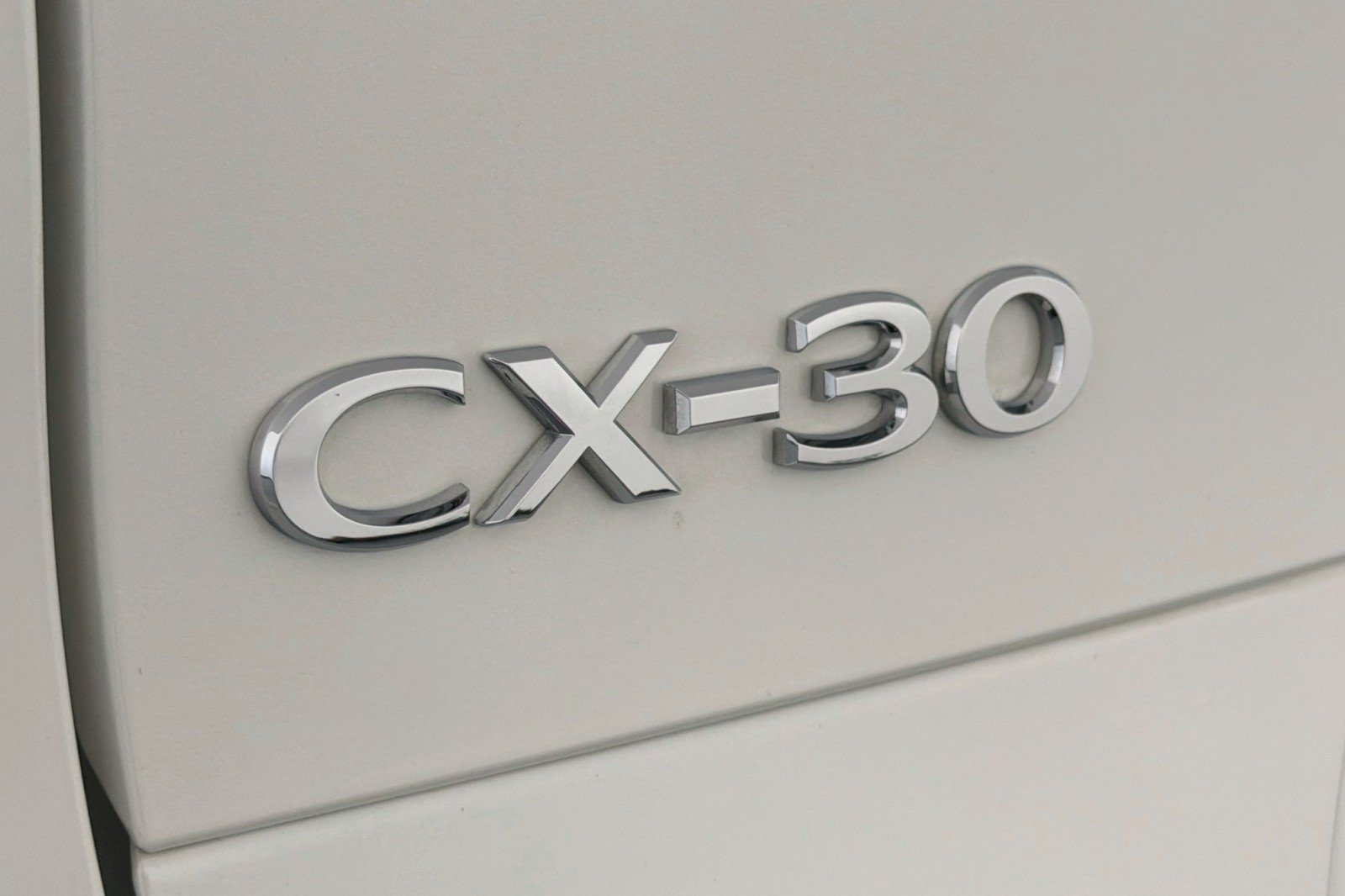 Used 2021 MAZDA CX-30 FWD 2.5 S w/ Select Package image 9