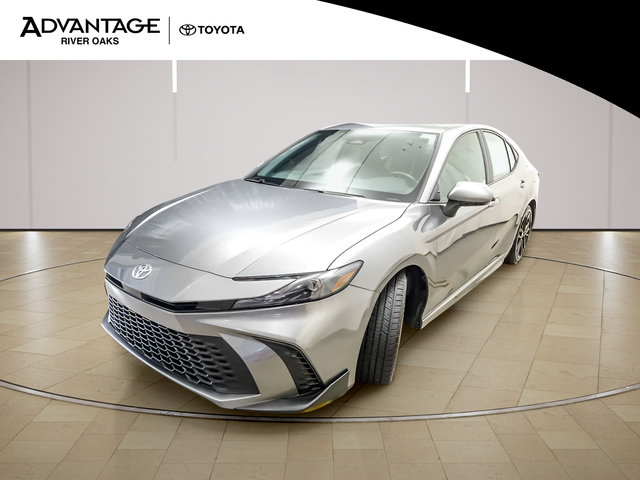 Certified 2025 Toyota Camry SE FWD image 4