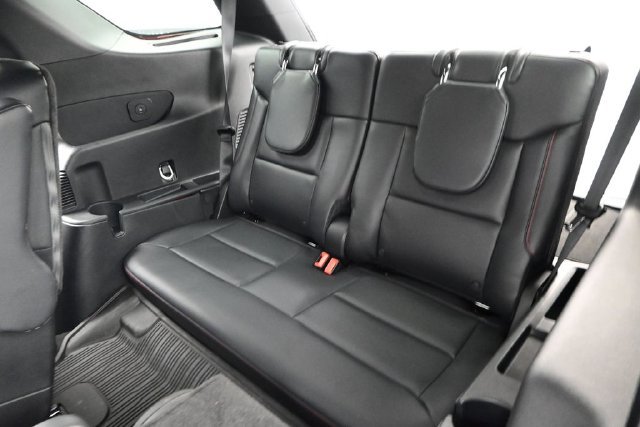 Used 2025 Ford Explorer ST-Line w/ Premium Package RWD image 15