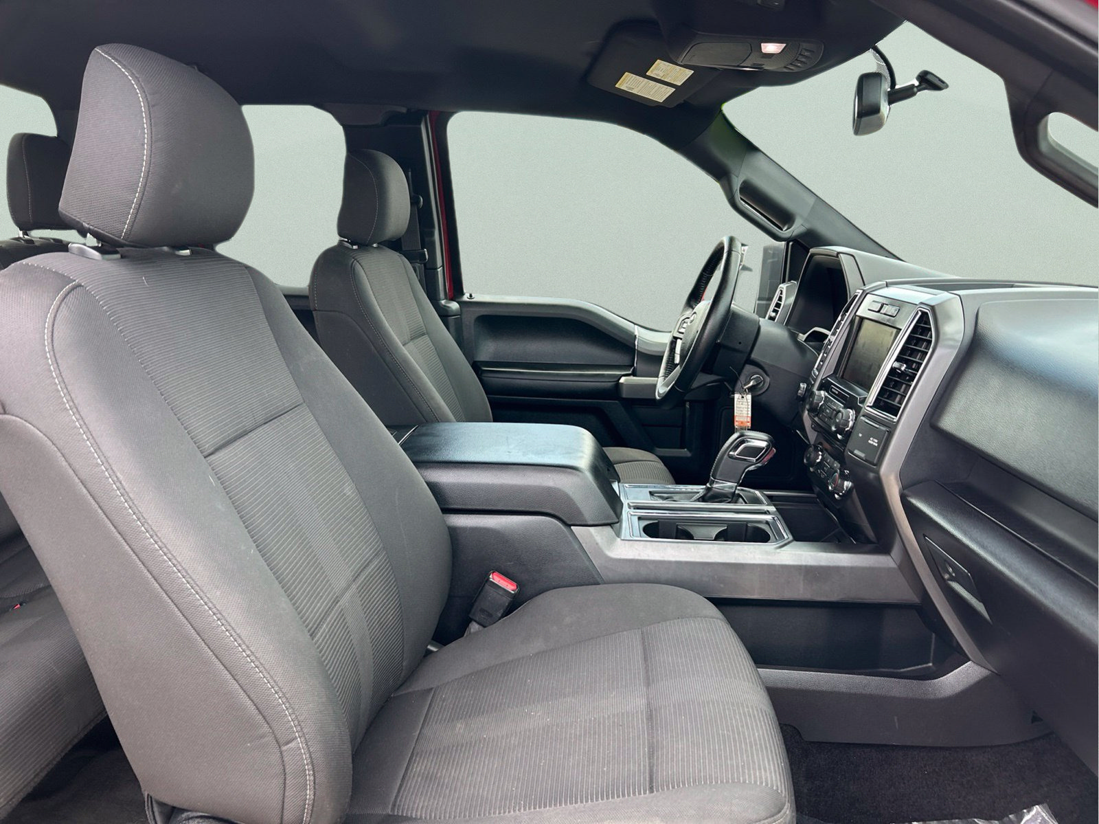 Used 2015 Ford F150 XLT w/ Equipment Group 301A Mid RWD image 12