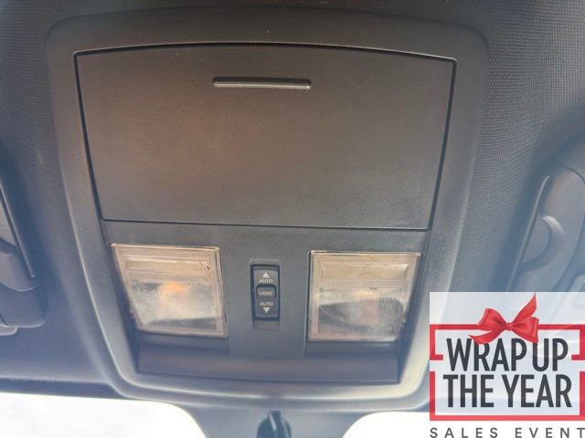 Used 2014 Dodge Challenger R/T w/ Blacktop Package image 6