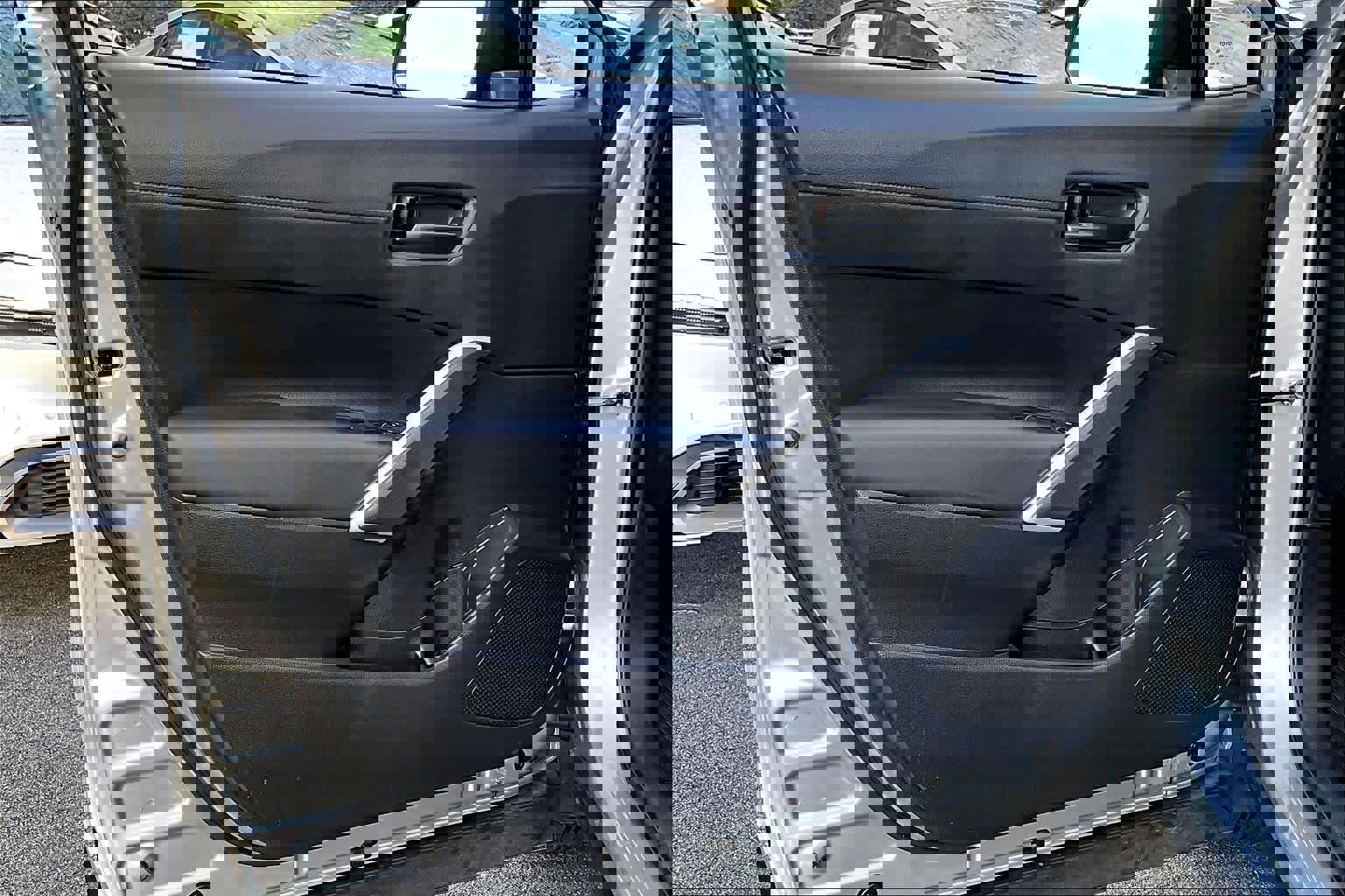 Certified 2024 Toyota Corolla Cross LE w/ Moonroof Package image 23