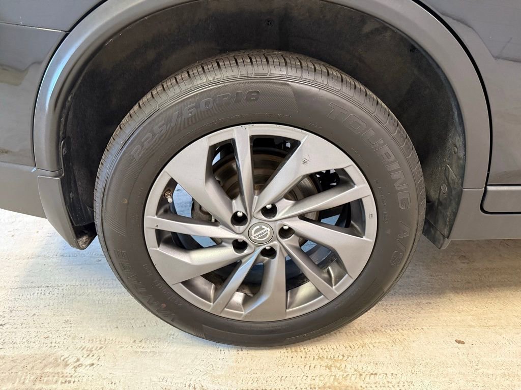Used 2016 Nissan Rogue SL w/ SL Premium Package image 11