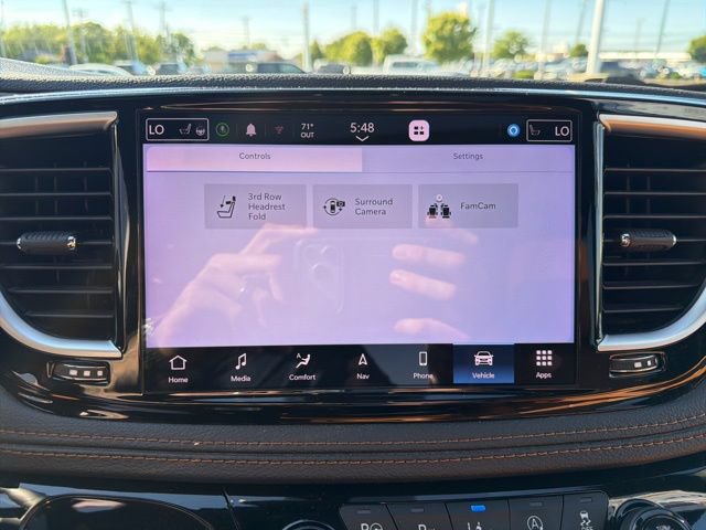 Used 2022 Chrysler Pacifica Pinnacle FWD image 25