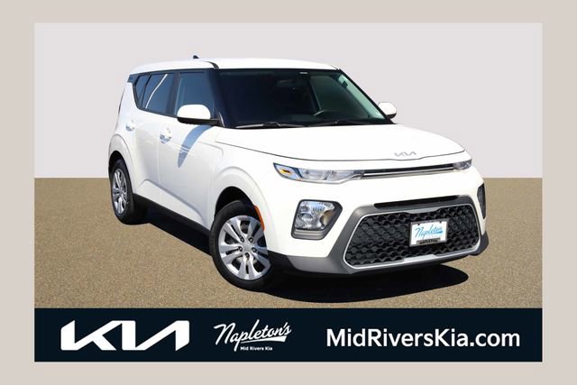 Used 2022 Kia Soul LX FWD image 1