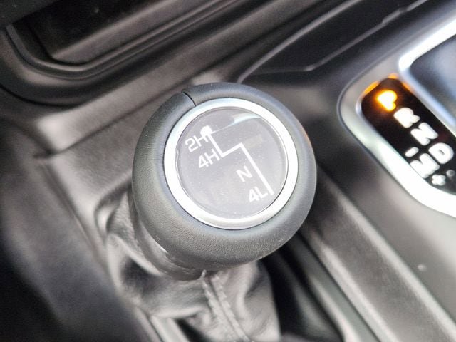 New 2026 Jeep Gladiator Sport AWD/4WD image 17