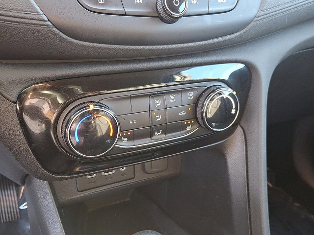 Certified 2022 Buick Encore GX Preferred w/ Cold Weather Comfort Package image 15