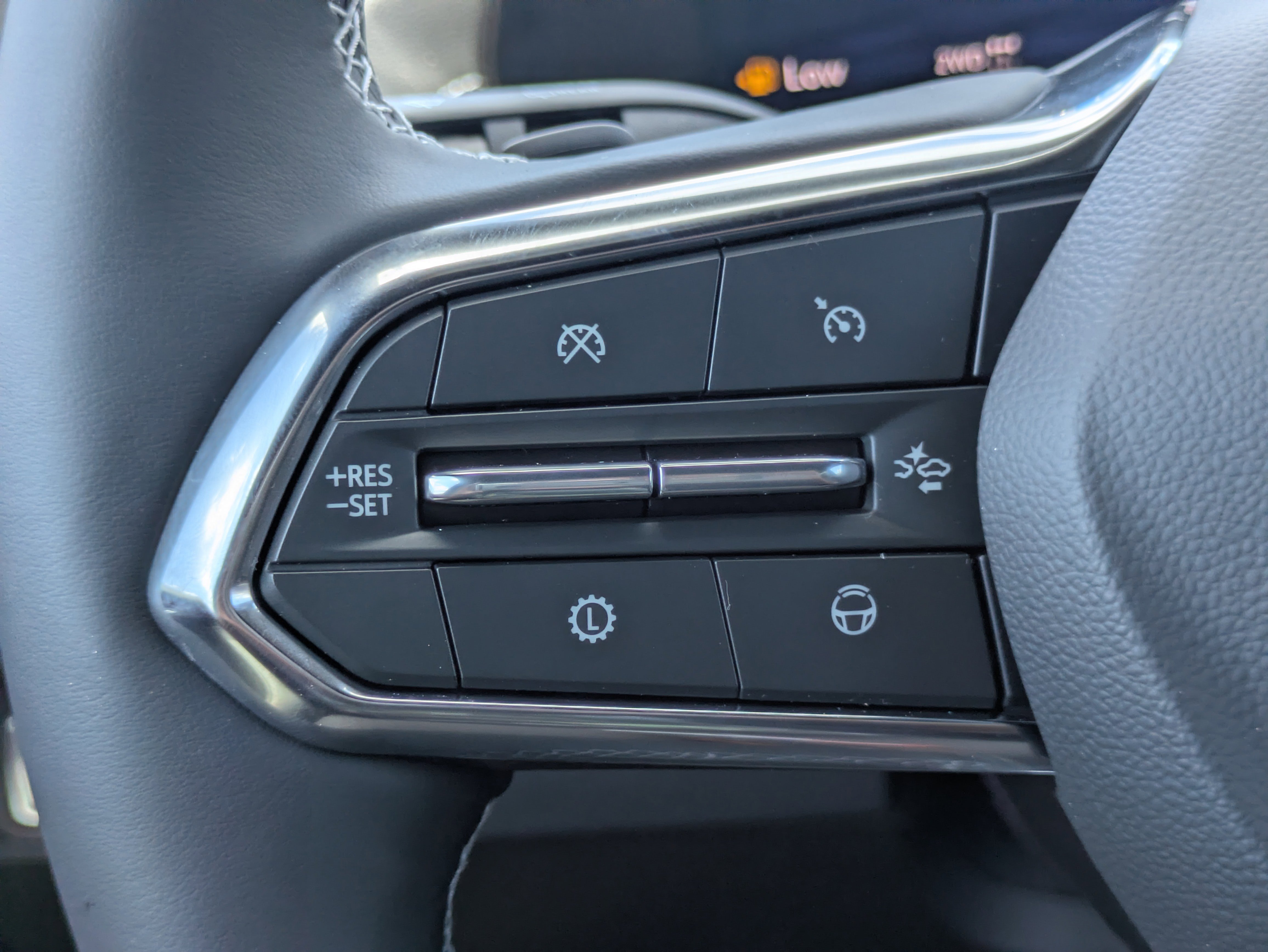 New 2026 Chevrolet Traverse LT w/ Enhanced Driving Package image 18